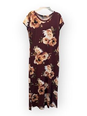 Acting Pro Burgundy Floral Maxi Dress